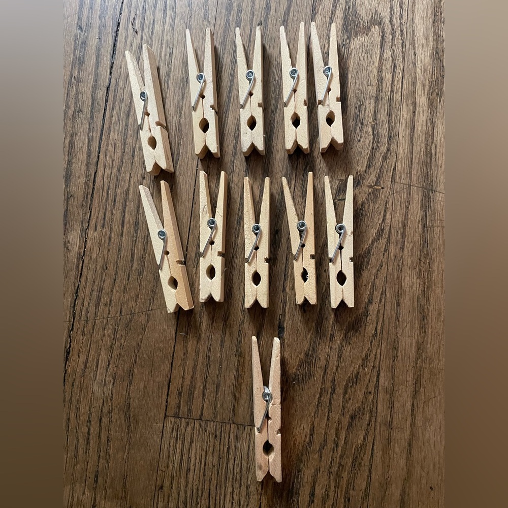 Wooden Clothespins Set